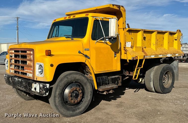 image for item NU9468 1986 International  S1700 dump truck