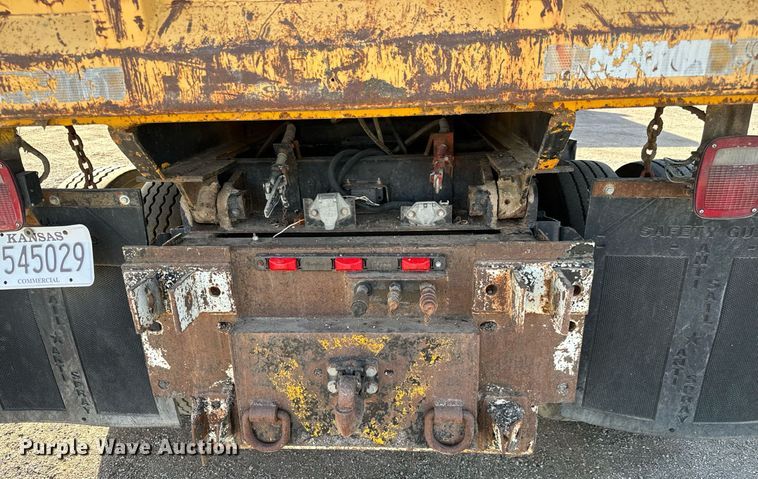 image for item NU9468 1986 International  S1700 dump truck