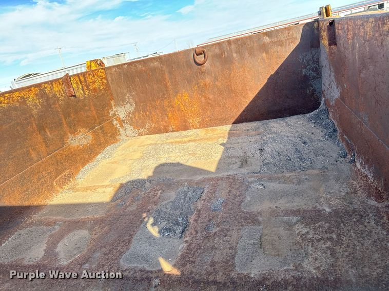 image for item NU9468 1986 International  S1700 dump truck