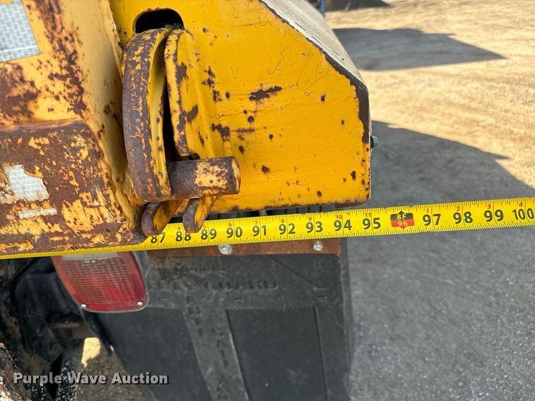 image for item NU9468 1986 International  S1700 dump truck