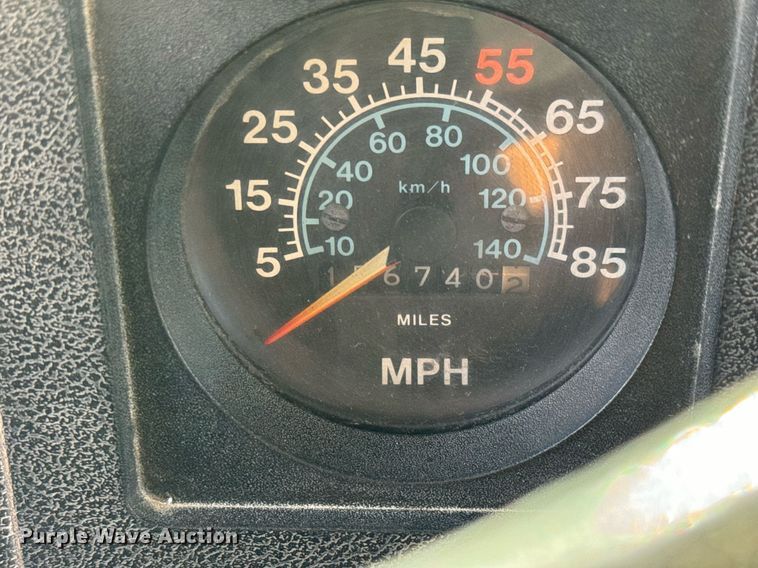 image for item NU9468 1986 International  S1700 dump truck