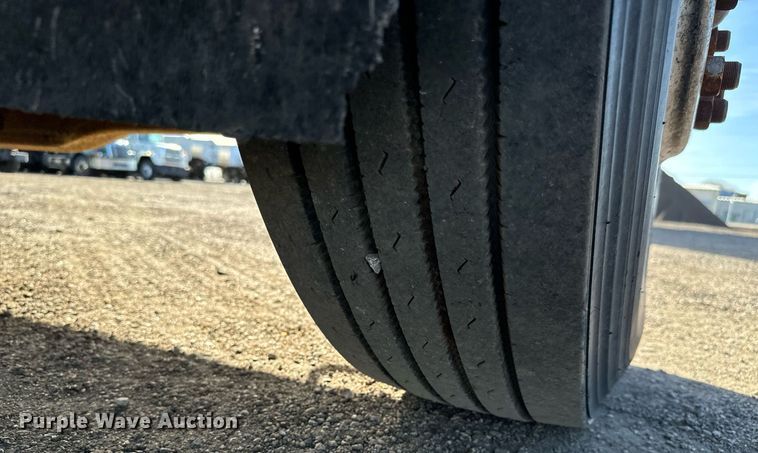 image for item NU9468 1986 International  S1700 dump truck