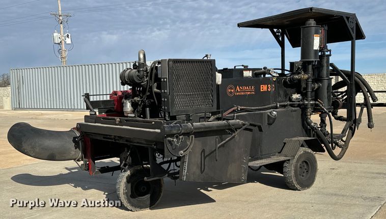 image for item NU9485 2019 Blastcrete  DA-350  seal coat applicator