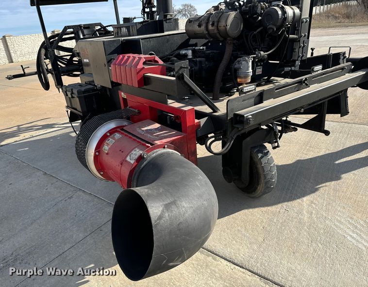 image for item NU9485 2019 Blastcrete  DA-350  seal coat applicator