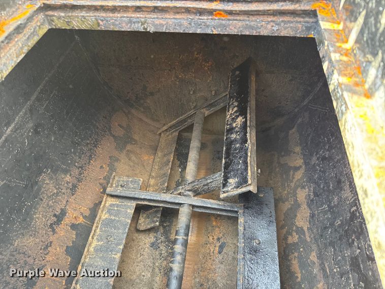 image for item NU9485 2019 Blastcrete  DA-350  seal coat applicator