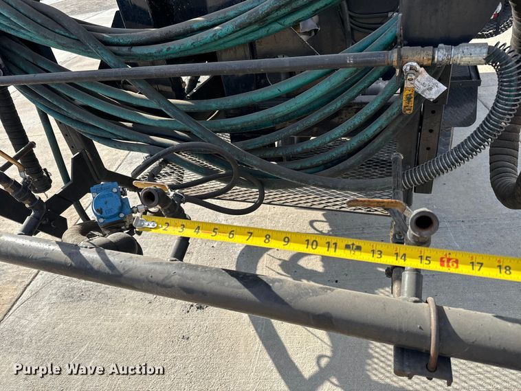 image for item NU9485 2019 Blastcrete  DA-350  seal coat applicator