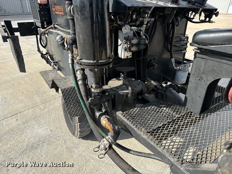 image for item NU9485 2019 Blastcrete  DA-350  seal coat applicator