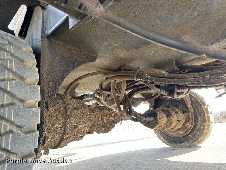 image for item NU9485 2019 Blastcrete  DA-350  seal coat applicator