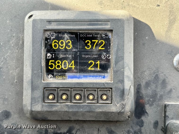 image for item NU9485 2019 Blastcrete  DA-350  seal coat applicator