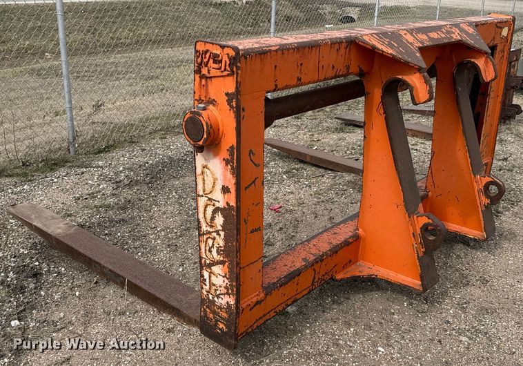 image for item NU9487 WBM wheel loader forks