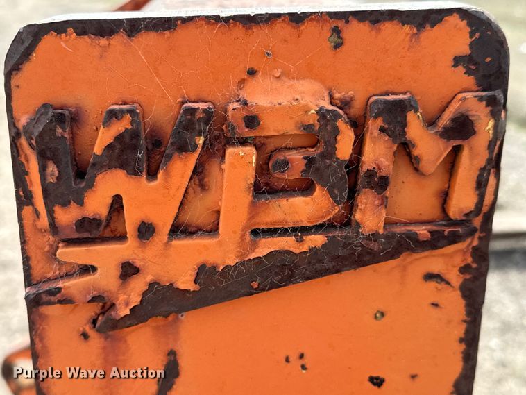 image for item NU9487 WBM wheel loader forks