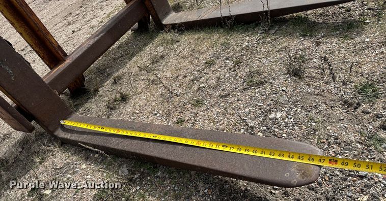 image for item NU9488 Wheel loader forks