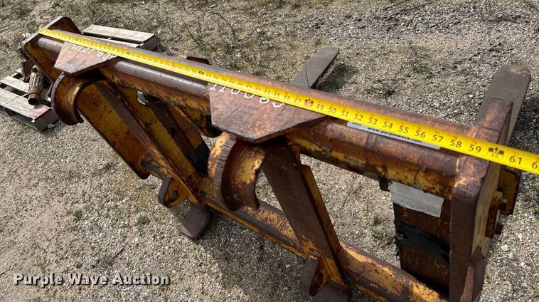 image for item NU9488 Wheel loader forks