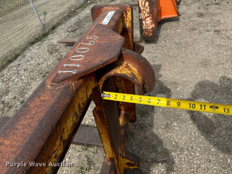 image for item NU9488 Wheel loader forks