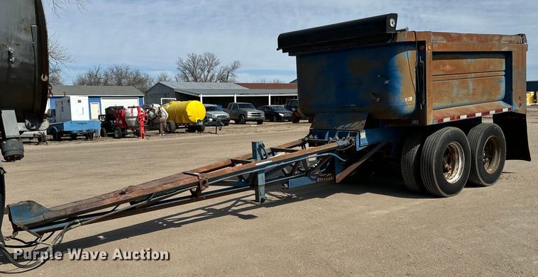 image for item NU9492 1982 Clement  end dump pup trailer