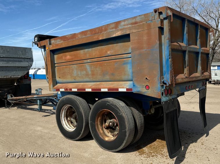 image for item NU9492 1982 Clement  end dump pup trailer
