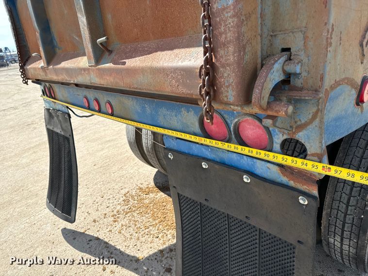 image for item NU9492 1982 Clement  end dump pup trailer