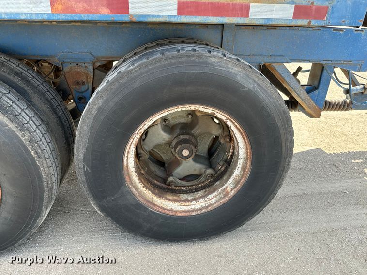 image for item NU9492 1982 Clement  end dump pup trailer