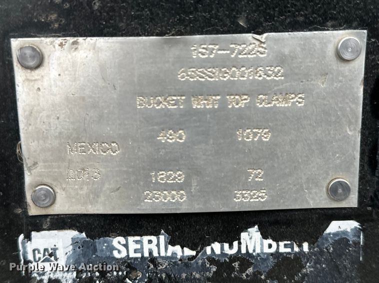 image for item NU9497 2013 Caterpillar  skid steer grapple bucket