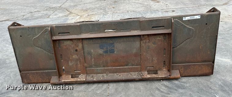 image for item NU9499 Bobcat skid steer bucket