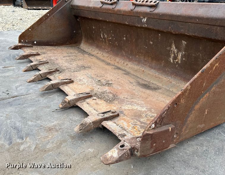 image for item NU9499 Bobcat skid steer bucket