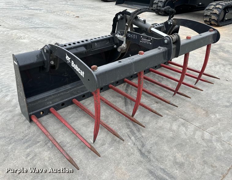image for item NU9503 Bobcat  skid steer utility grapple