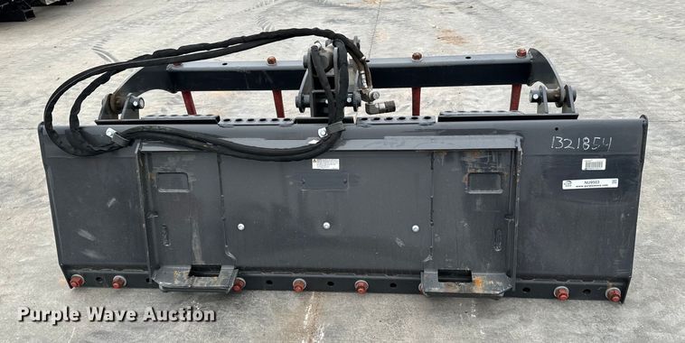 image for item NU9503 Bobcat  skid steer utility grapple