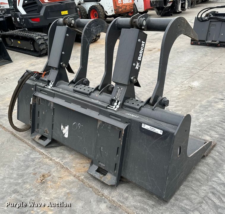 image for item NU9504 2022 Bobcat  Grpl 74 Indl Bkt skid steer grapple bucket