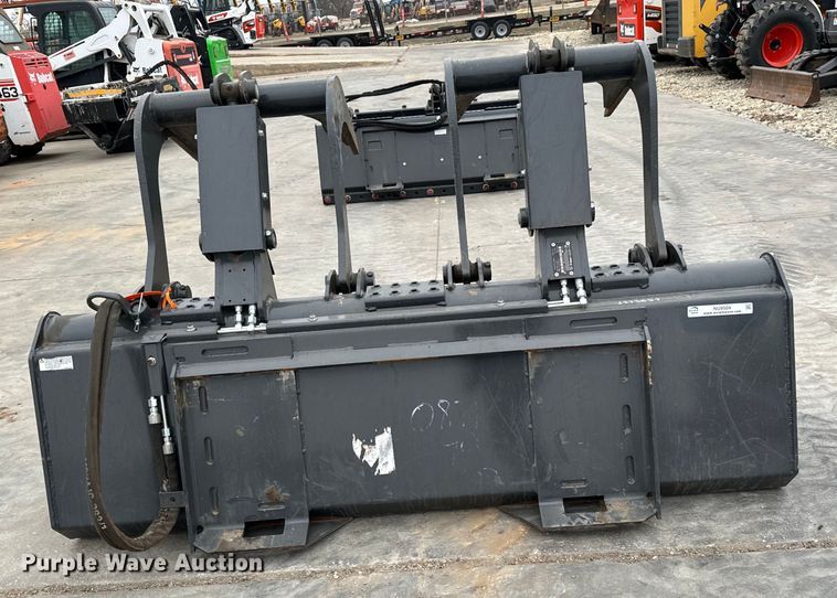 image for item NU9504 2022 Bobcat  Grpl 74 Indl Bkt skid steer grapple bucket