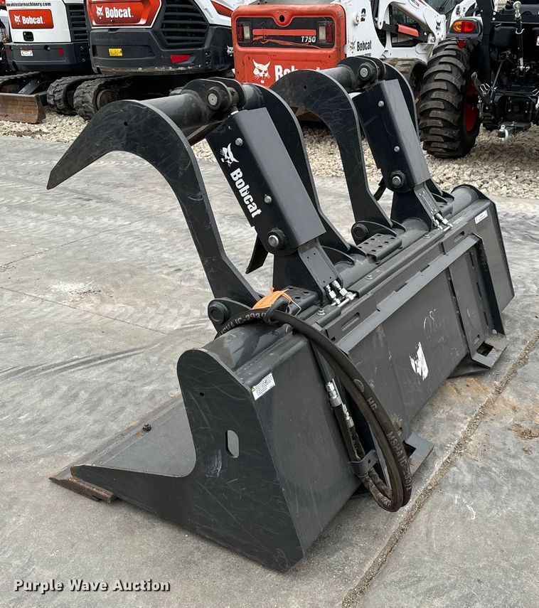 image for item NU9504 2022 Bobcat  Grpl 74 Indl Bkt skid steer grapple bucket