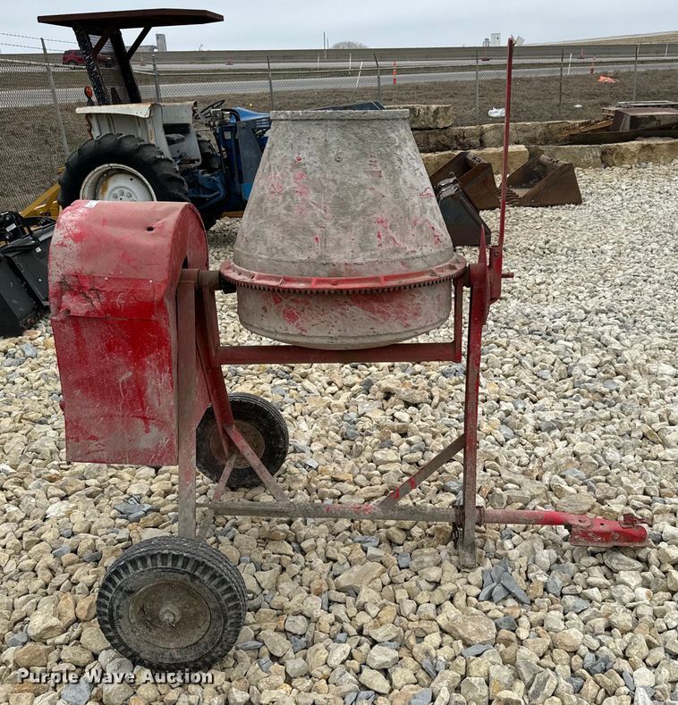 image for item NU9505 Essick cement mixer