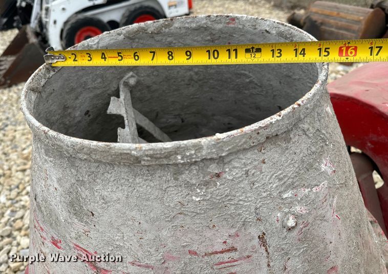 image for item NU9505 Essick cement mixer