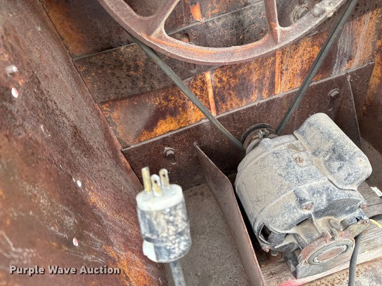 image for item NU9505 Essick cement mixer