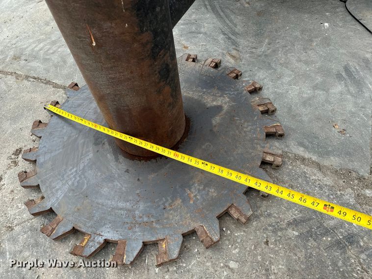 image for item NU9510 Harleman Ground Force HR970 skid steer tree saw