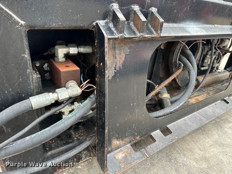 image for item NU9510 Harleman Ground Force HR970 skid steer tree saw