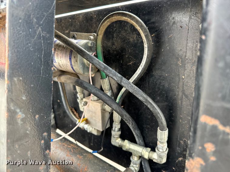 image for item NU9510 Harleman Ground Force HR970 skid steer tree saw