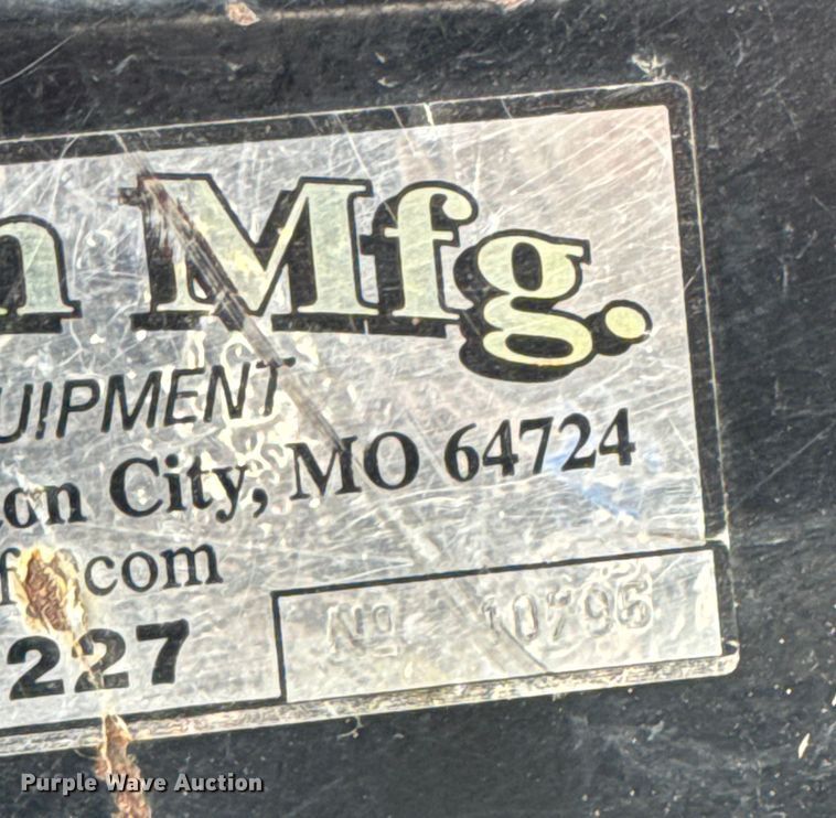 image for item NU9510 Harleman Ground Force HR970 skid steer tree saw