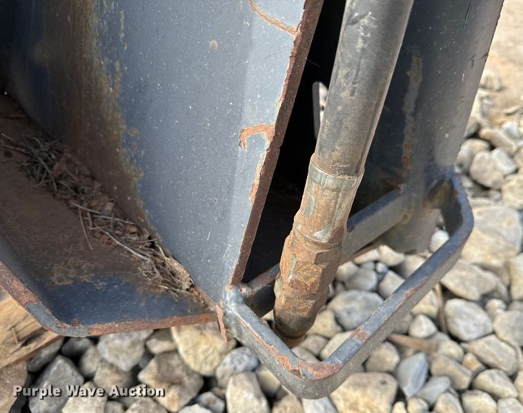 image for item NU9512 Melroe 55010 skid steer breaker