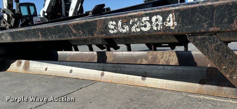 image for item NU9548 Kubota SG2584 skid steer grader