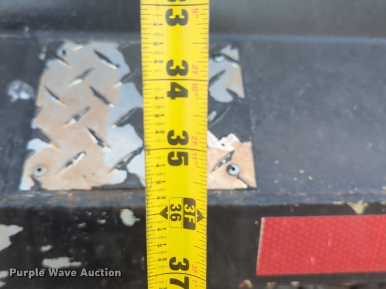 image for item NZ9352 2006 International 7400 dump truck