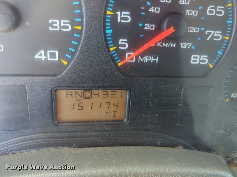 image for item NZ9352 2006 International 7400 dump truck