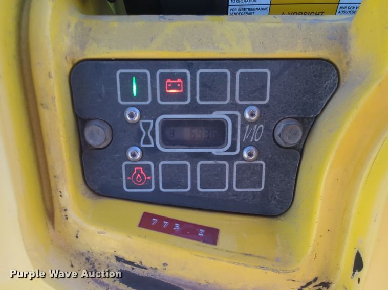 image for item NZ9353 Wacker RT trench compactor