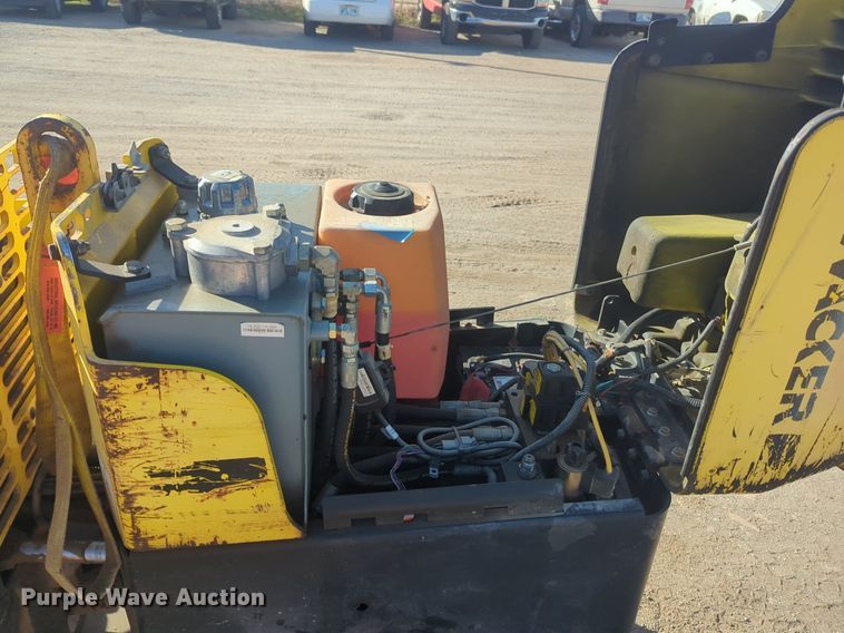 image for item NZ9353 Wacker RT trench compactor