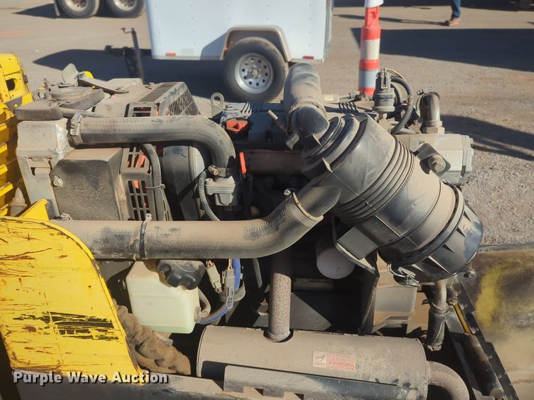 image for item NZ9353 Wacker RT trench compactor