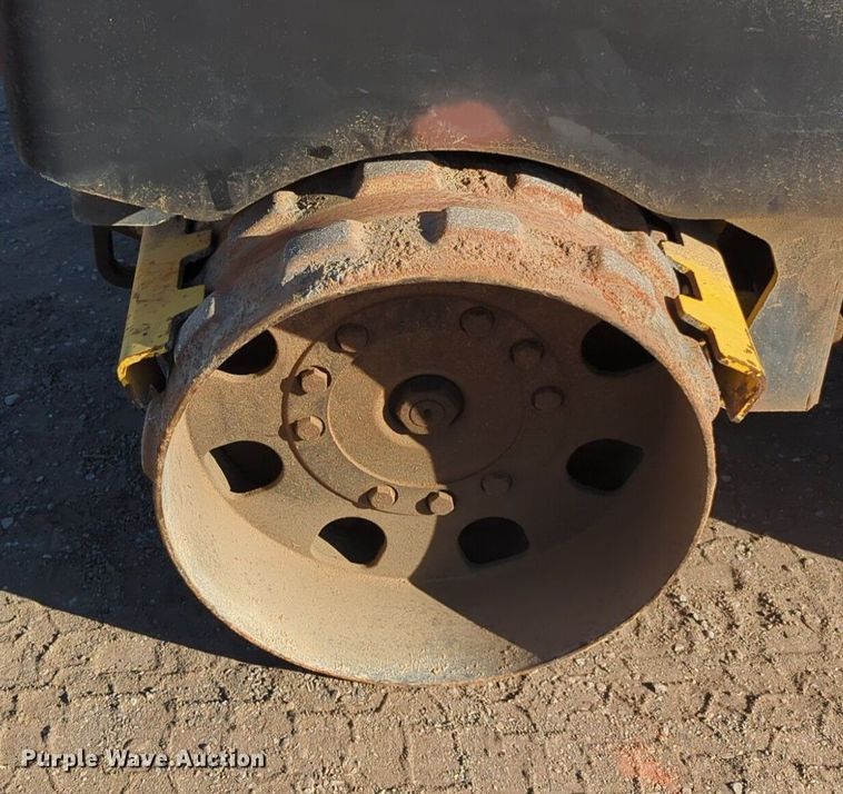 image for item NZ9353 Wacker RT trench compactor