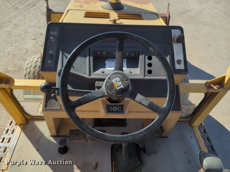 image for item NZ9354 1992 Caterpillar 416 backhoe