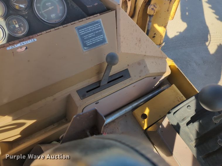 image for item NZ9354 1992 Caterpillar 416 backhoe