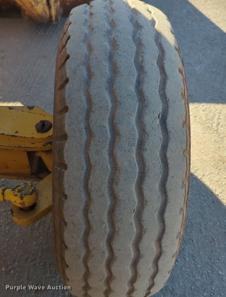 image for item NZ9354 1992 Caterpillar 416 backhoe