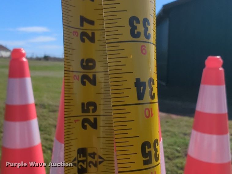 image for item NZ9419 Approximately 250 traffic cones
