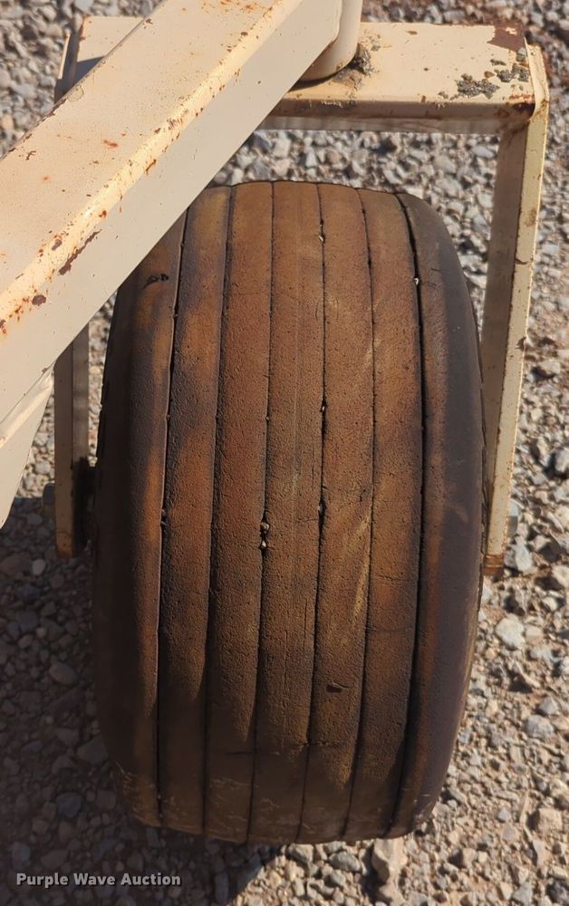 image for item NZ9421 Level Best LBSS6LC skid steer grader